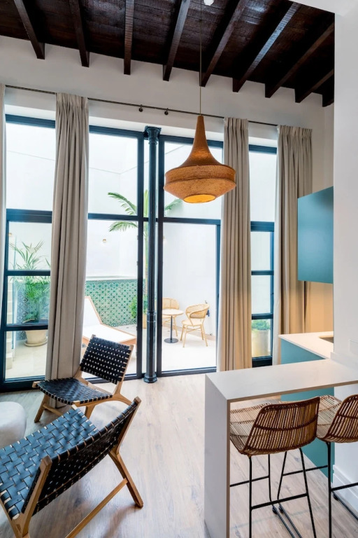 Honest Sevilla Apartments