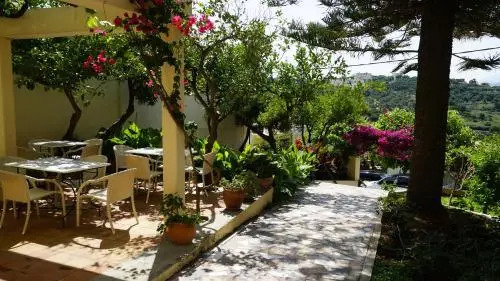 Aparthotel 4 Stars Stalos