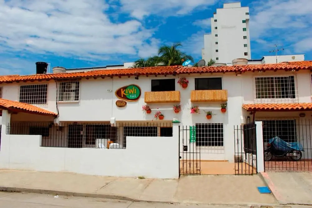 Hostal Kiwi B&B