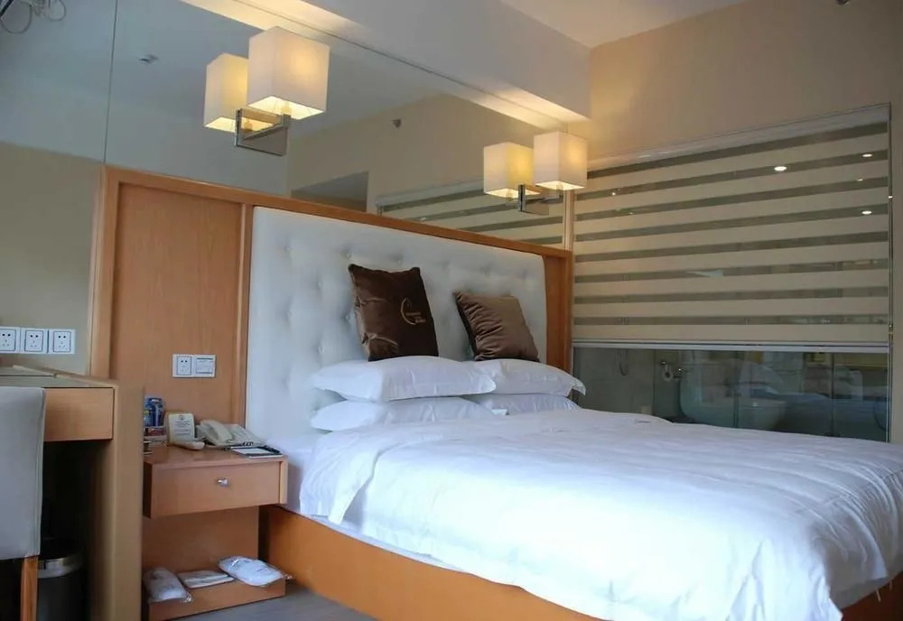 Chengdu Carmen Hotel