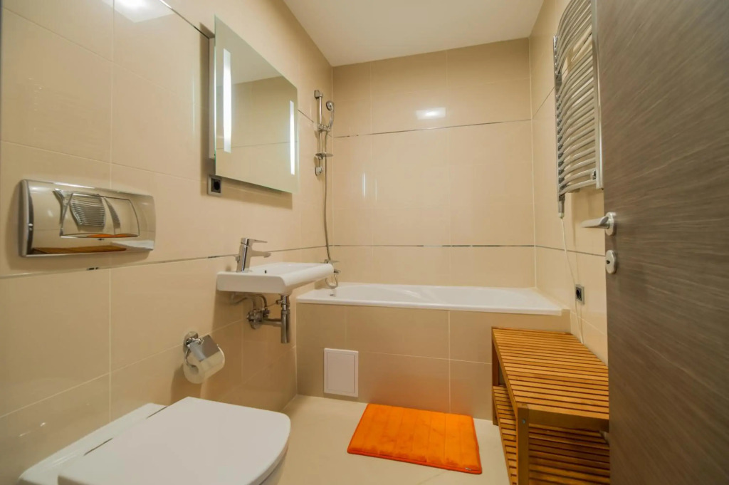 SILVER MOUNTAIN - ANAS Apartments