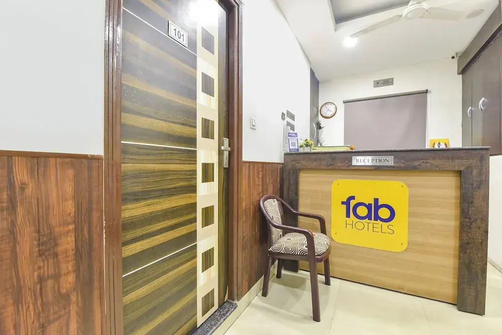 Collection O 81746 Mohan Vilas Residency