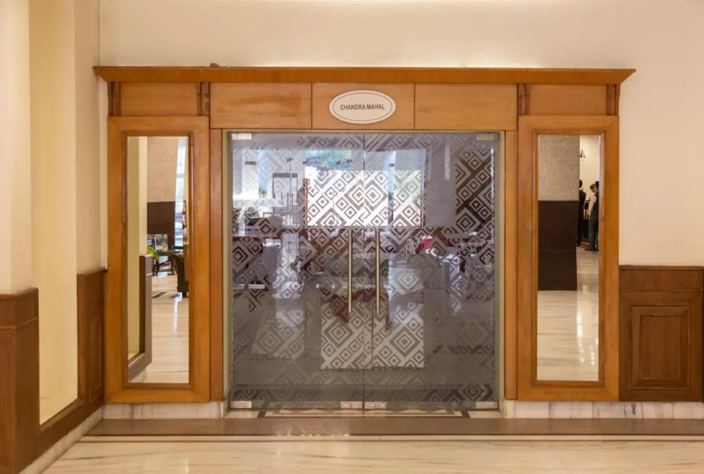 The Competent Palace Hotel