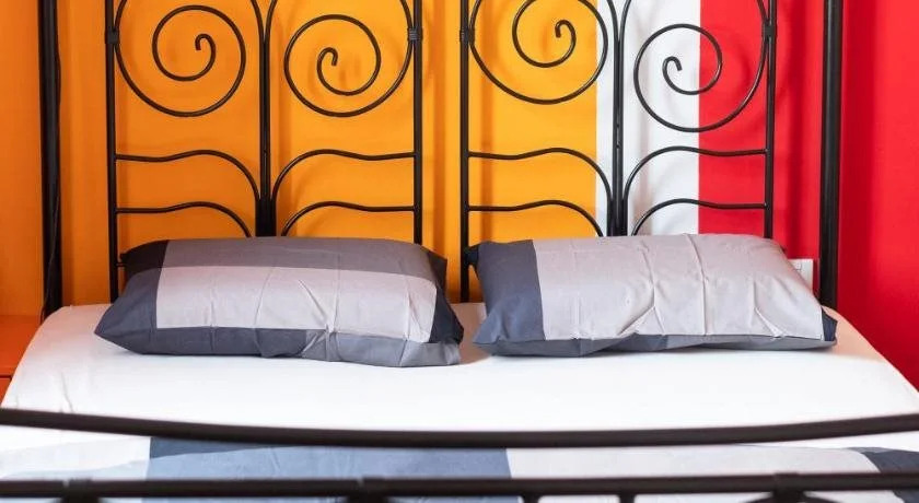 Fluxus Hostel