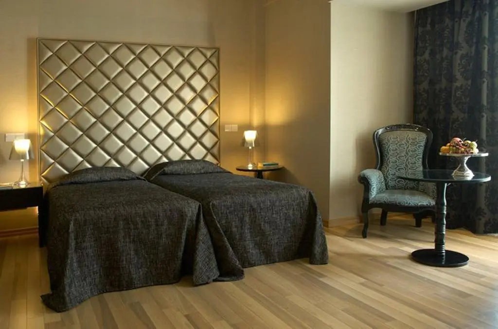 Cleopatra Hotel
