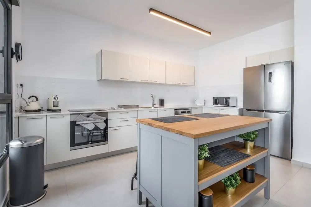 luxury garden apartment heated pool