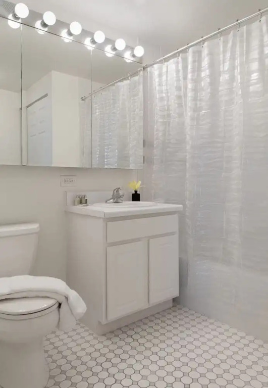 Furnished Quarters at Grove Pointe