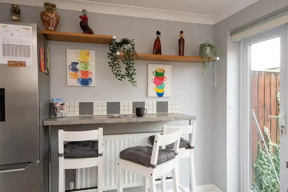 Darlington 3 bed House Near Train Station