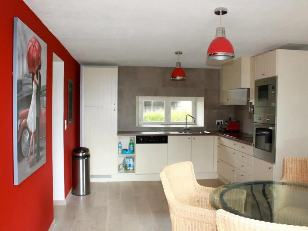 Gîte Ygrande, 4 pièces, 6 personnes - FR-1-489-148