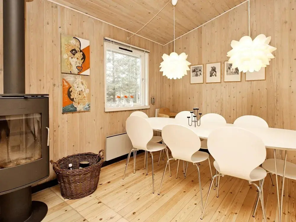8 person holiday home in Ålbæk-By Traum