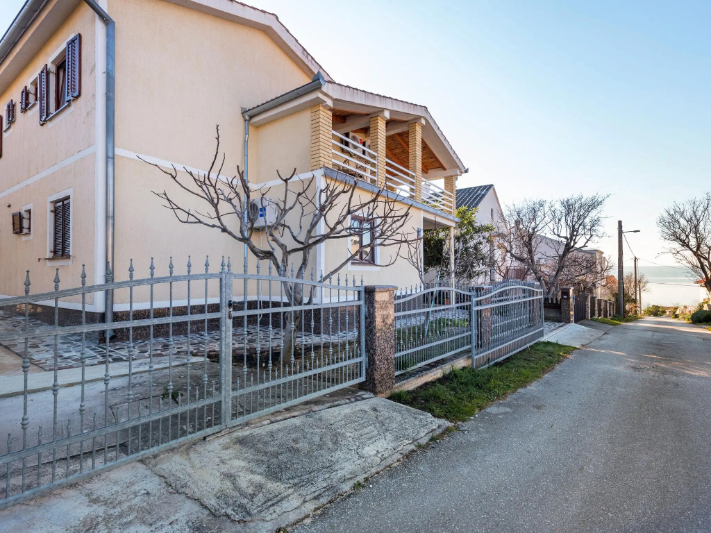 Apartment in Jasenice Near Maslenica Beach