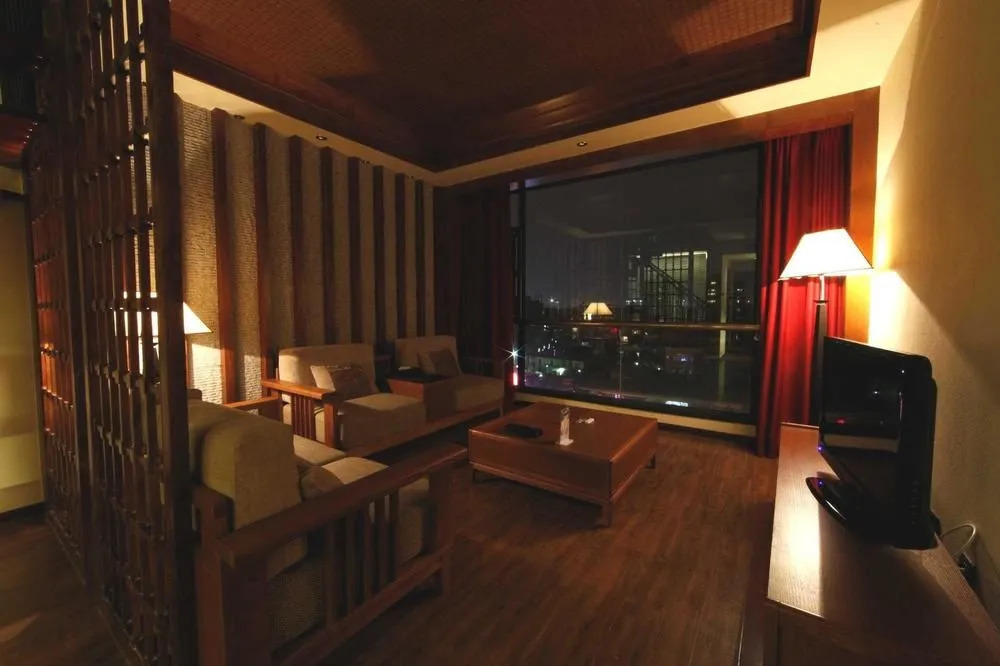QiuLianHotel(昆明秋恋大酒店)