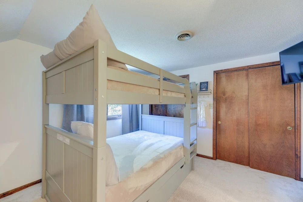 Waterfront Pine Knoll Shores Gem w/ Boat Dock