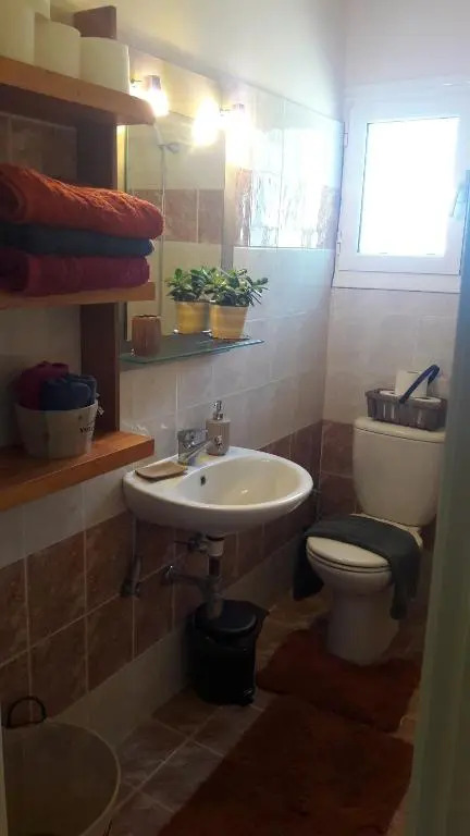 Kerkis View House