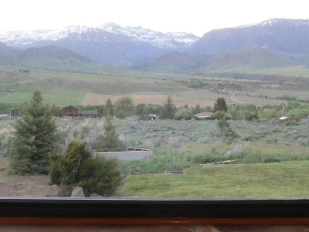 Mountain Man Cabin