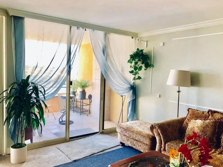 Luxury 1 BD & 1BR with Fantastic marina view