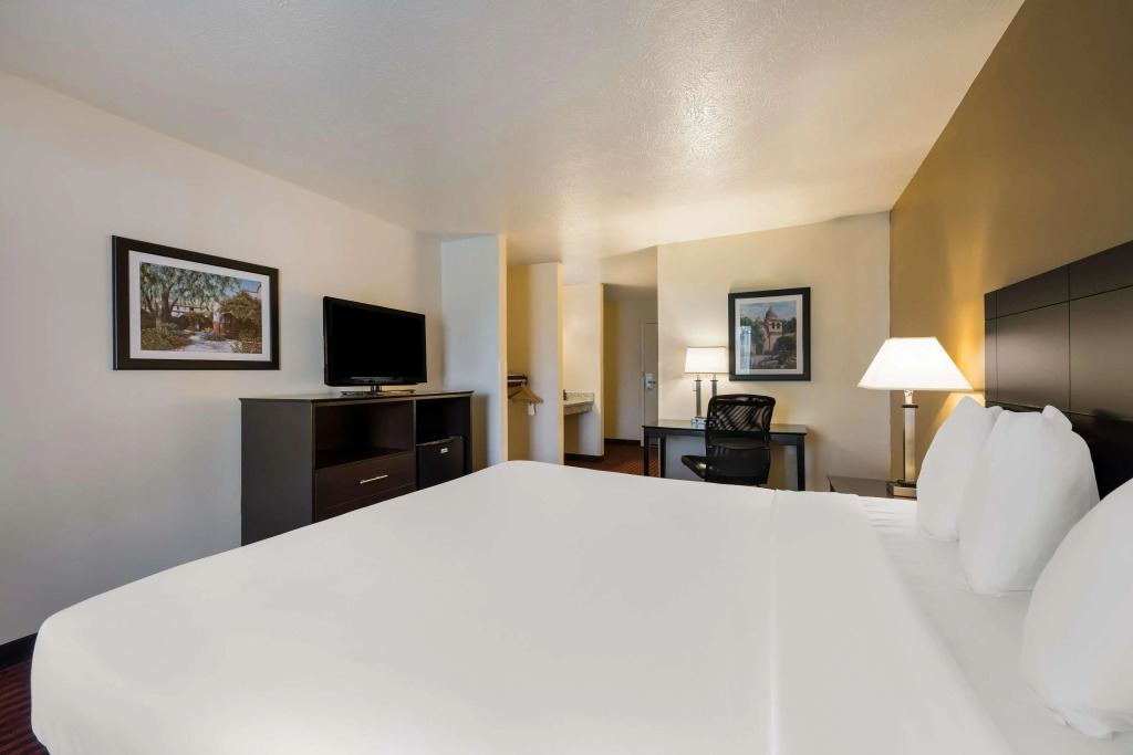 Best Western Salinas Valley Inn & Suites