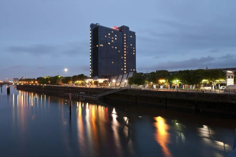 Moat House Glasgow