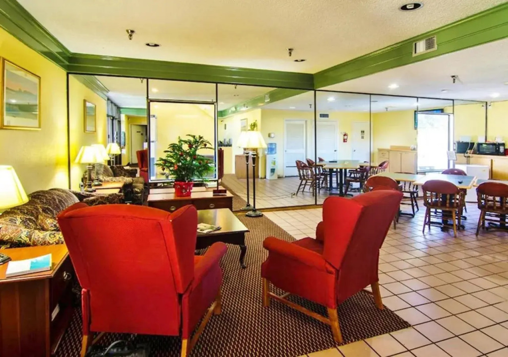 Americas Best Inn - Jacksonville