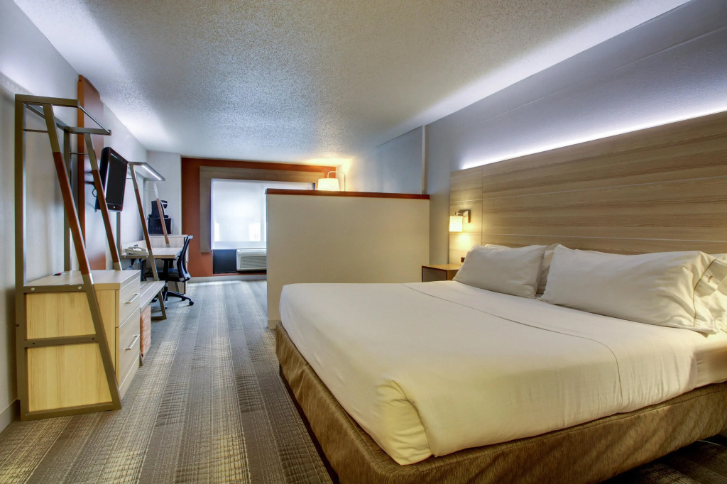 Holiday Inn Express Milwaukee North Brown Deer/Mequon by IHG