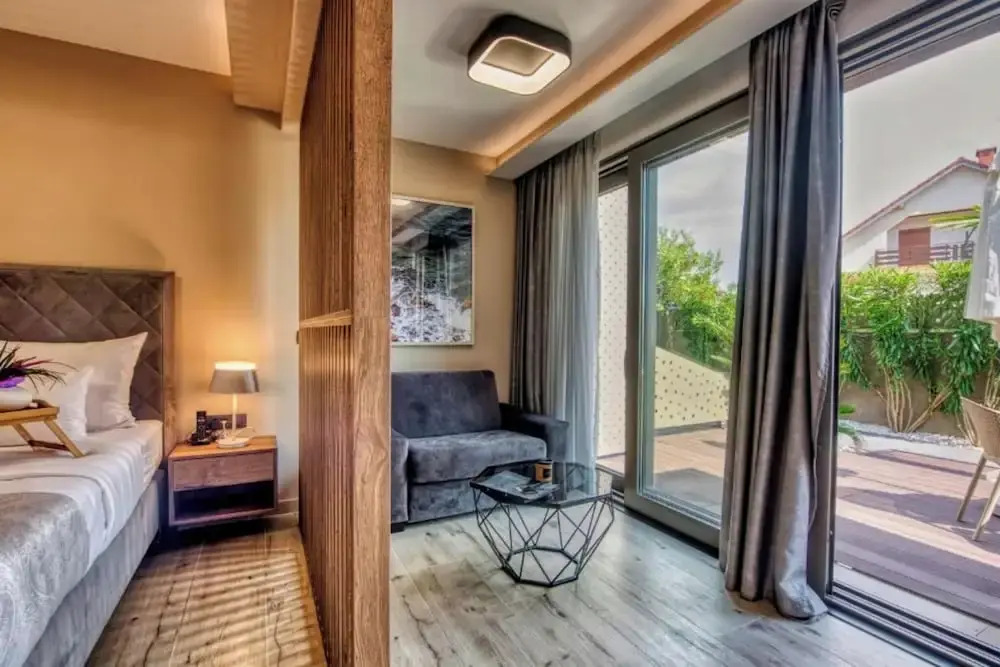 Dedaj Resort - Villa Almaro with Heated Pool