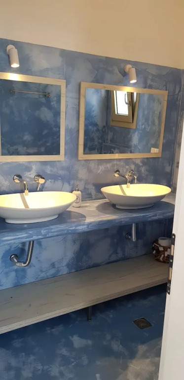 Stunning 1-bed Apartment in Karterádos