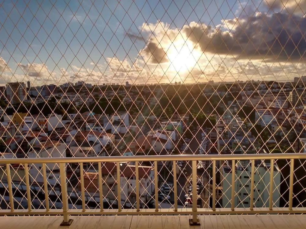 Bem Vindo a Salvador - Apartamento com Piscina, Varanda e Excelente Localização!