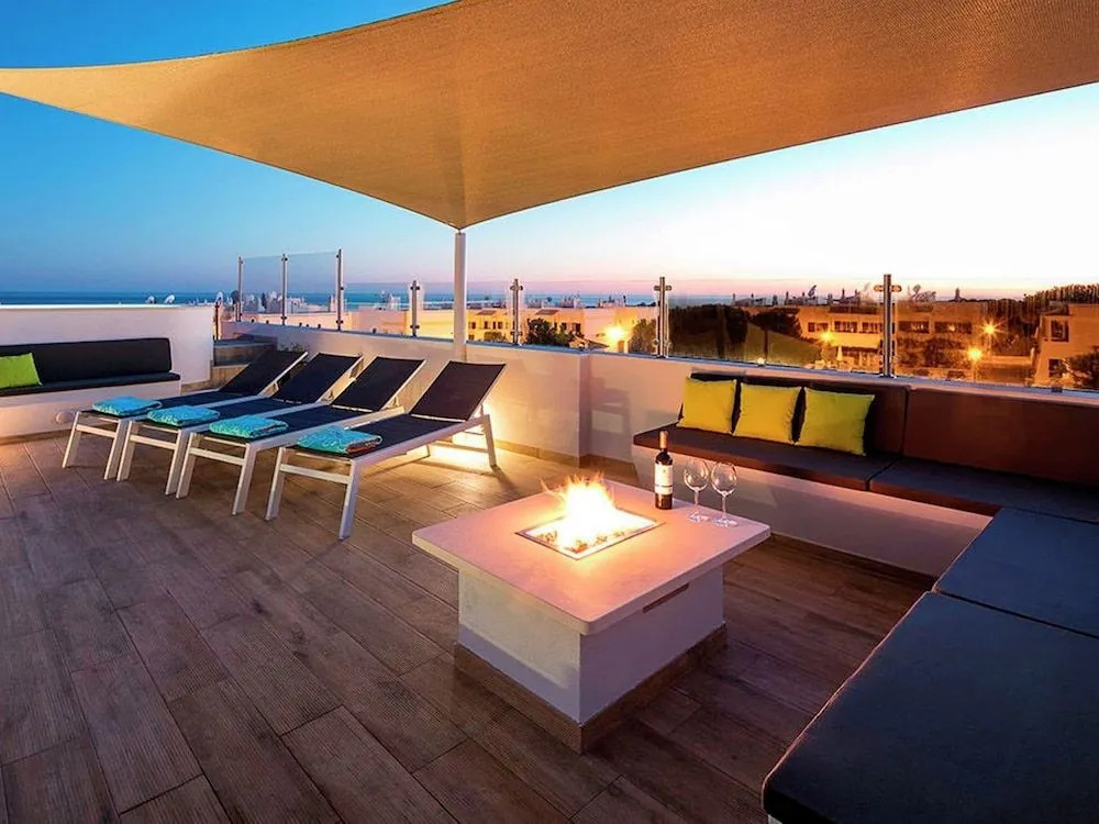 Stylish & Modern Carvoeiro Villa 2 Bedrooms Villa Benagil Stunning Views