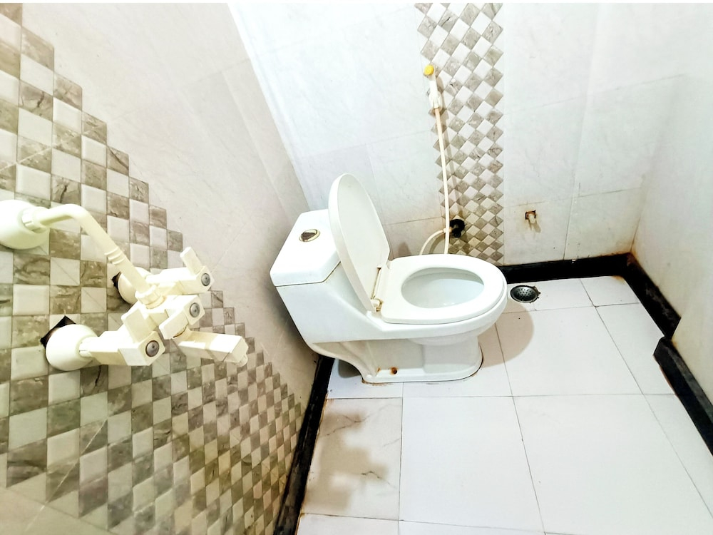 Hotel Krishna Regency - near ISCKON