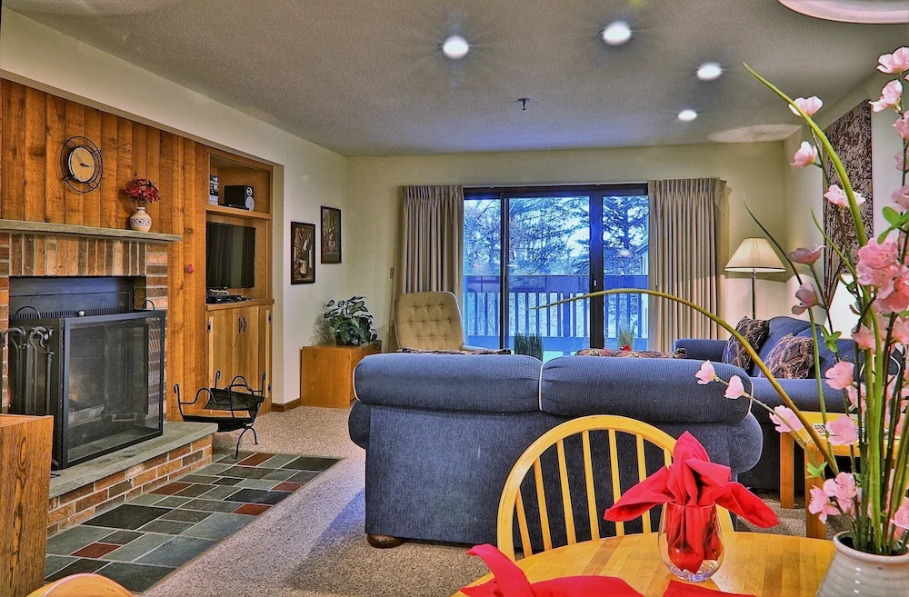 Mg 3b02 - Wow. Can You Get Any Closer? 1br/1ba Sleeps 4