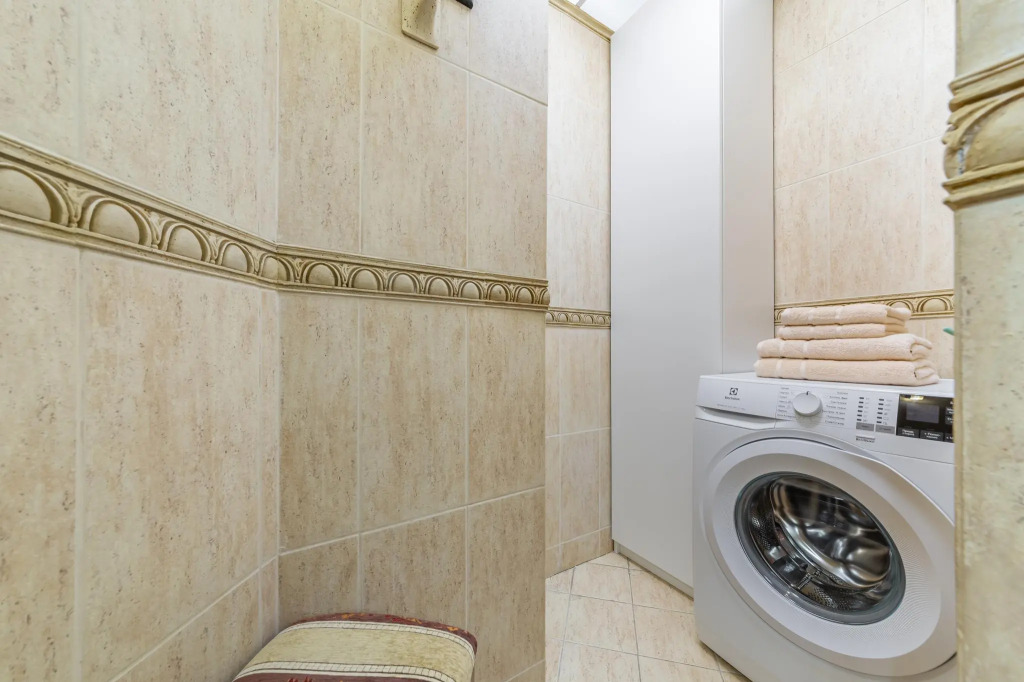 ApartLux (АпартЛюкс) на переулке Малый Лёвшинский
