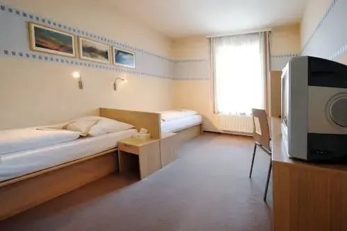 Atlantic Beach Hotel