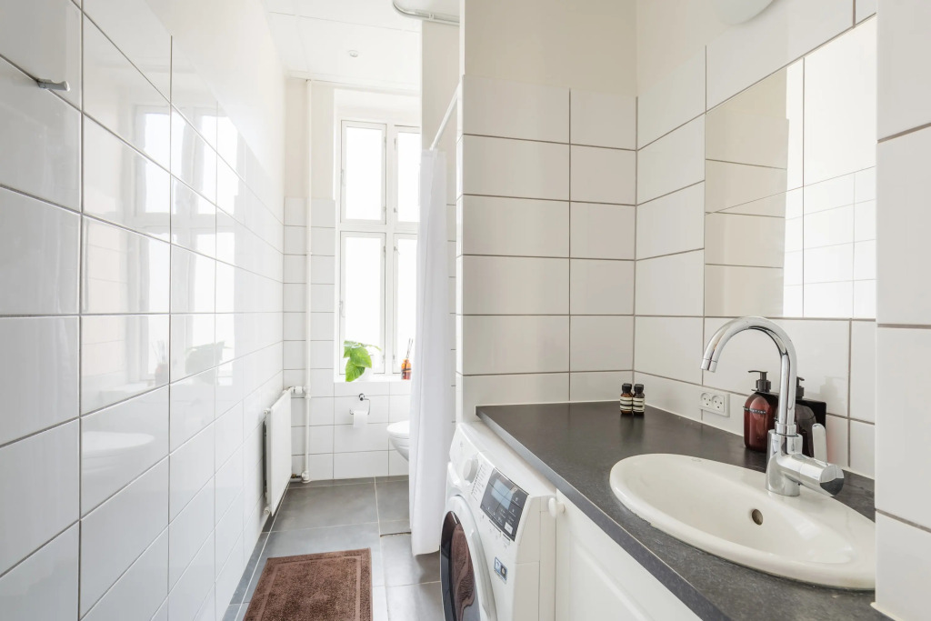 ★200m2 NEW Apartment, City centre, next to Tivoli★