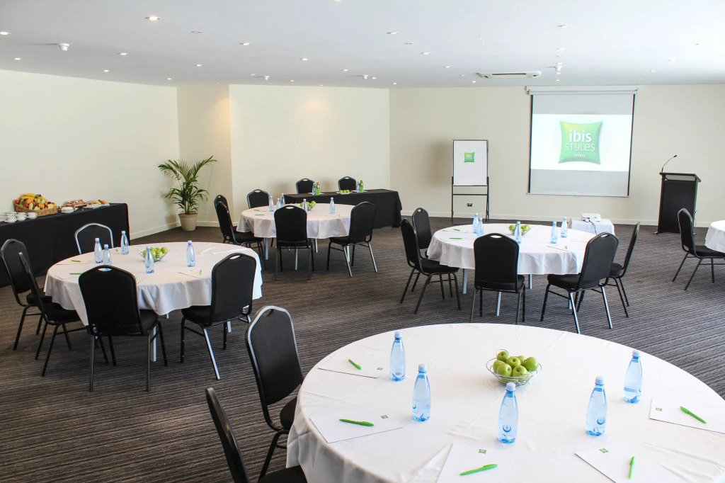 ibis Styles Canberra Eagle Hawk