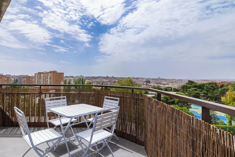 HA Retiro Suites