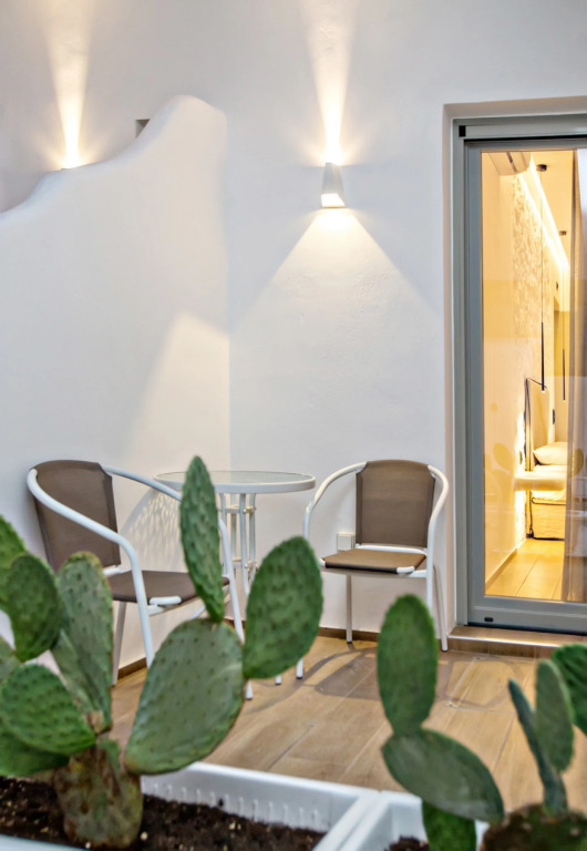 Levantes Luxury Suites I & II