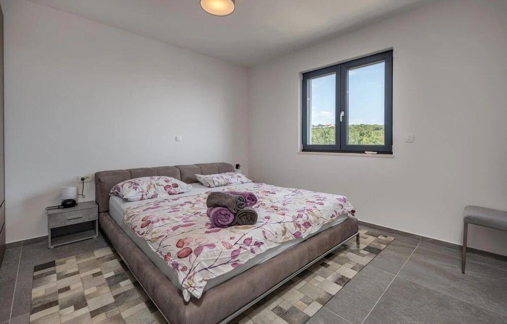 Nice Apartment in Kostrena With 3 Bedrooms and Wifi