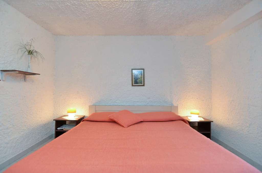 Apartment 1792