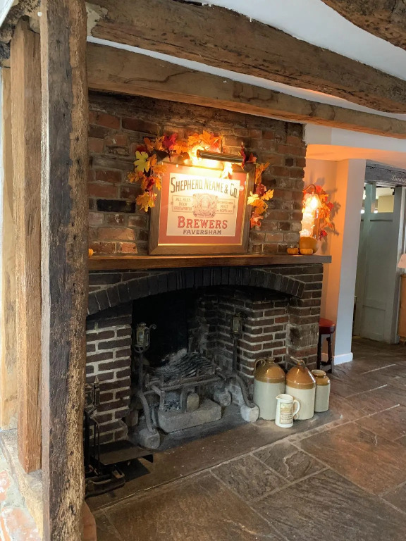 The Rose And Crown