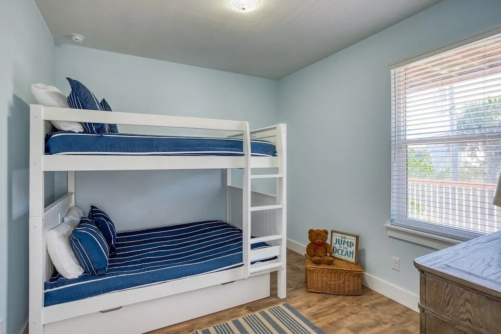Beach Retreat #49292 - 5 Br Home