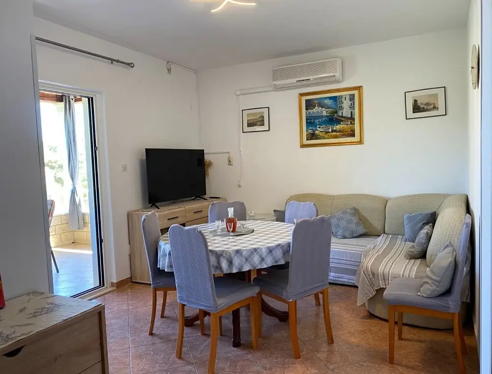 Jak - Comfortable Apartments - A2-gornji