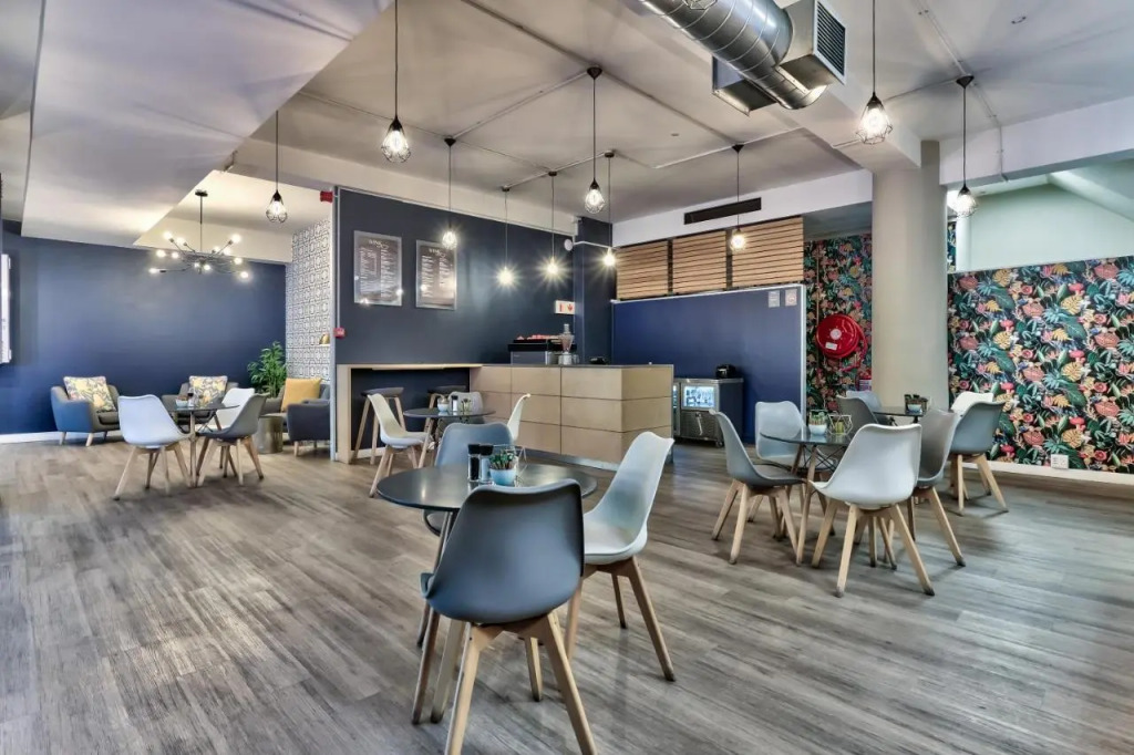 WINK Aparthotel Foreshore