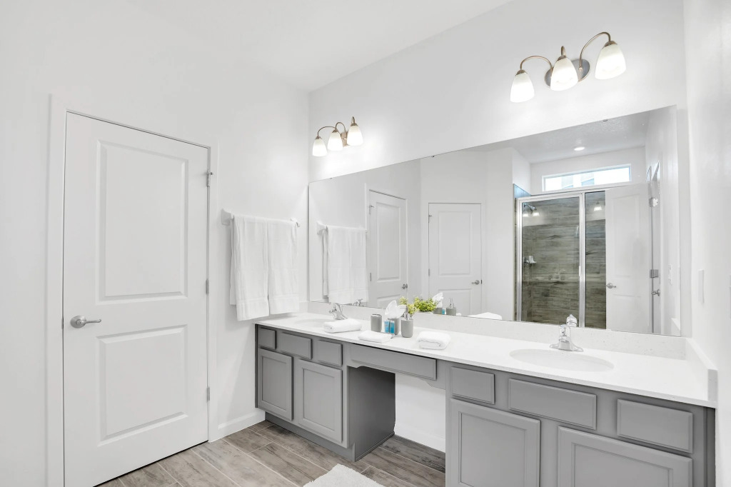2413SHANTI, Kissimmee, US