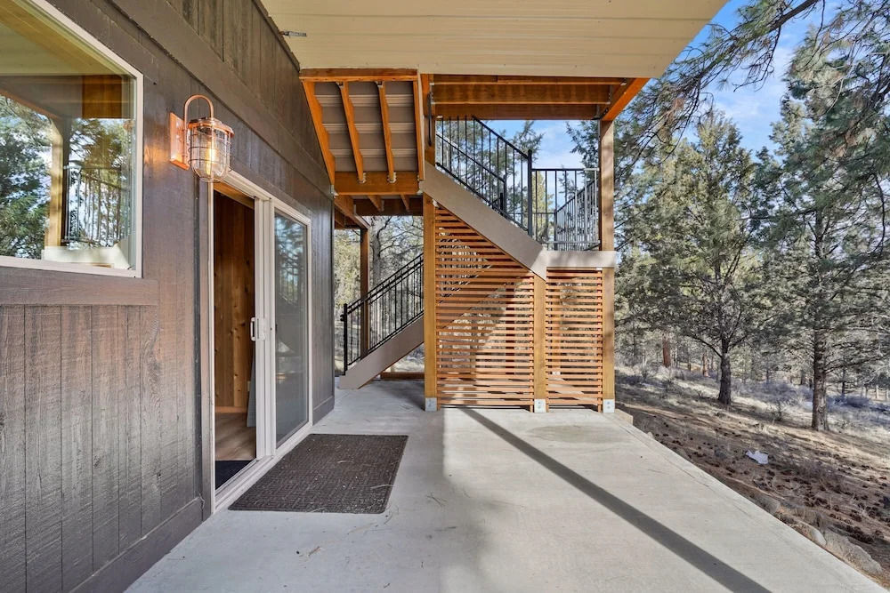 Pet-Friendly Pine Knoll Private Home with Hot Tub and Fire Pit by RedAwning