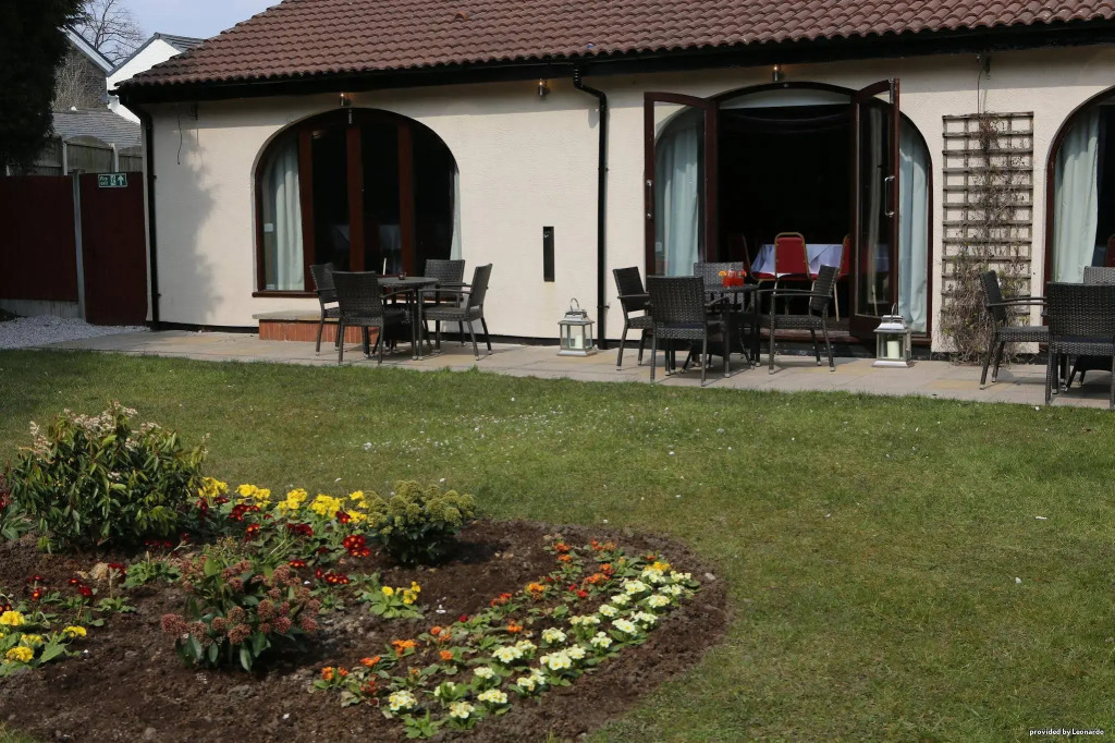 Everglades Hotel Widnes