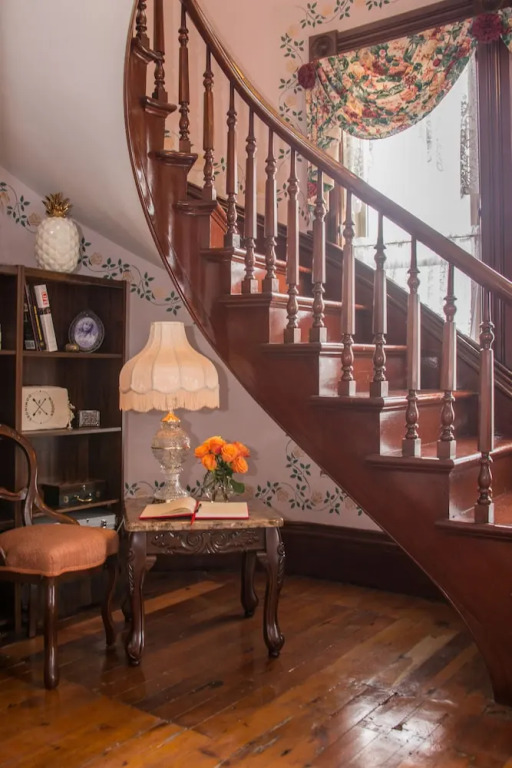 Sutherland House Victorian Bed and Breakfast