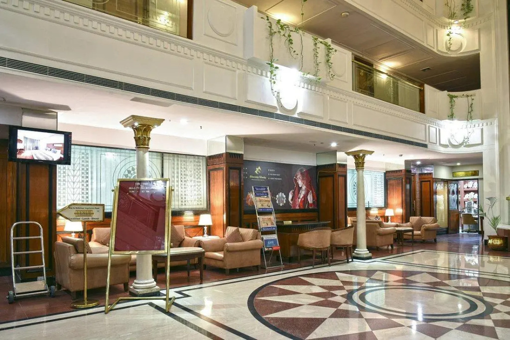 Townhouse OAK Hotel Quality Inn