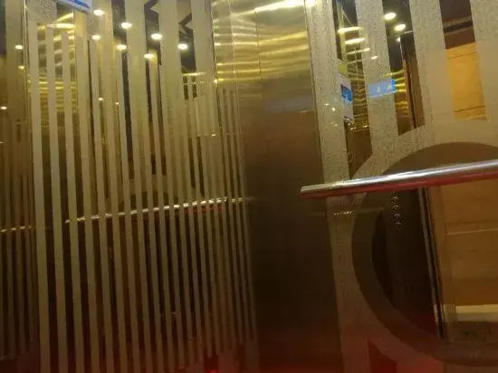 Huangping Jinghong Business Hotel
