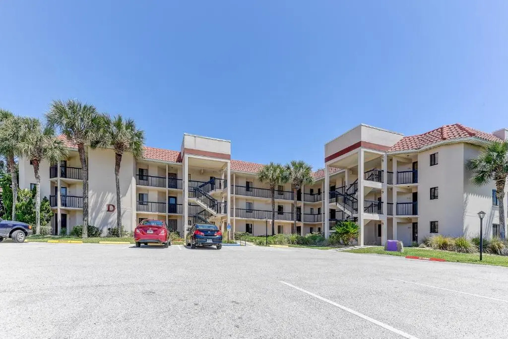Ocean Village Club D23
