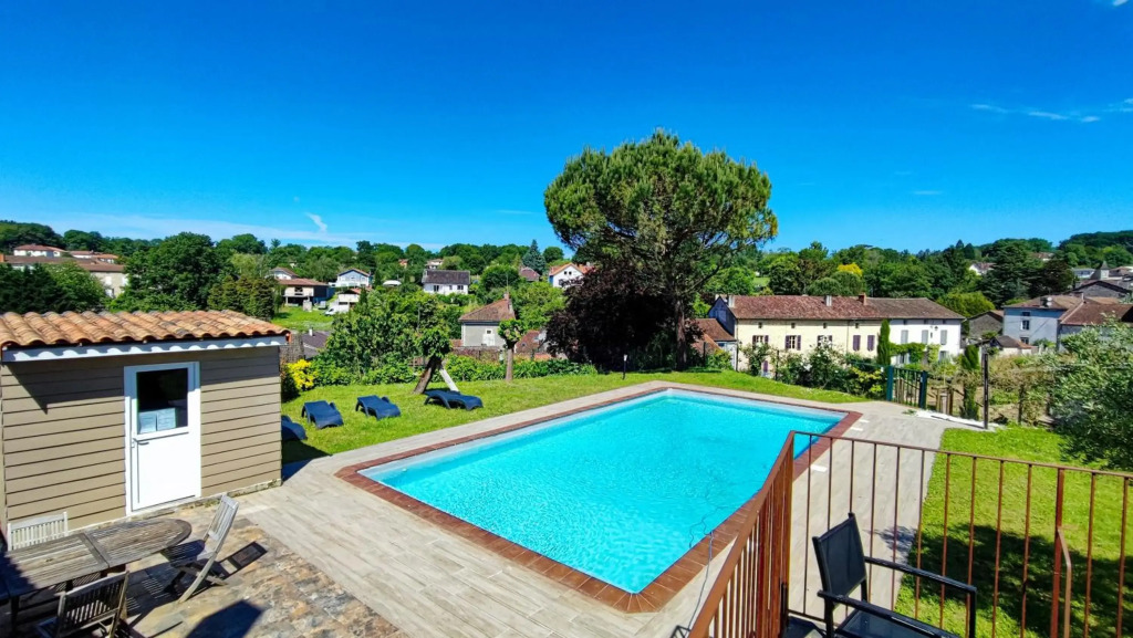 Logis Grand Hotel Pelisson